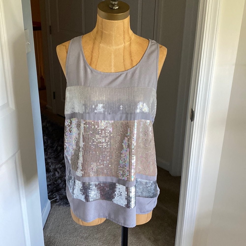 Express sequin top - Picture 1 of 8